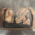 やっぱりステーキ - 料理写真:ステーキ&ハンバーグセット(お箸deコンボ)