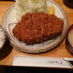 とんかつ 檍 横浜馬車道店 - 特上ロースかつ定食