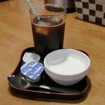 大山食堂 - アイスコーヒーと大山食堂