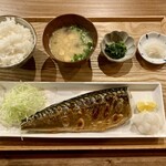 アカネコ堂 - 塩サバ定食(税込1,000円)
