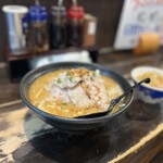 行者ラーメン 熱人G麺 - 料理写真:濃厚味噌チャーシューめん