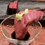 御料理 寺沢 - 江刺牛のフィレ肉の備長炭焼を山葵と溜り醤油で