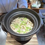 Sousaku Nihon Ryouri Baku - ◆華味鶏と茸の炊き込みご飯。量もタップリで、見るからに美味しそう。^^