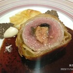 シェ・イノ - 仔羊のパイ包み焼き“マリア カラス風”