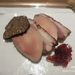 シェ・イノ - ライトスモークした鴨のフォワグラ