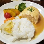 キッチン ブルー グローブ - ご飯、お新香を乗せて