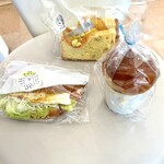 あん堂 - シフォンサンド、BLTサンド、ポークシチューパン
