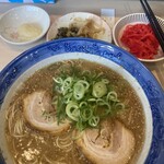 大分ラーメン十八番 - ラーメン中盛