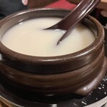 韓国家庭料理・焼肉 おしお - 甕マッコリ1ℓ