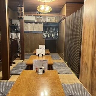 Banquets can be held in the tatami room for 12 to 16 people.We pride ourselves on our homely atmosphere.