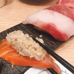 Sushi Sake Saka Na Sugi Dama - 