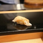 鮨と天草大王 天音 - 穴子（対馬）炙って半生