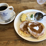 ALOHA CAFE Pineapple - 珈琲、パンケーキ