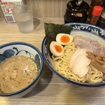 秋葉原つけ麺 油そば 楽 - 