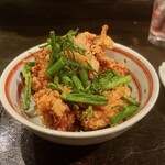 五十棲 - ④空芯菜と丹波鶏の唐揚げ 700円