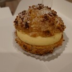 パティシエ・ヒロ ヤマモト - シューパリジャン　390円