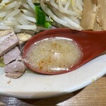 味噌麺処 花道庵 - 「あえ麺」のスープ
            2023年11月17日