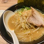 トウキョウ豚骨ベース メイド バイ 一風堂 - 料理写真: