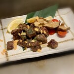 Teppan Ya Bembee - 広島産牛角切りステーキと季節野菜の鉄板焼き