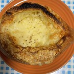 リトルマーメイド - デンマークチーズのパン（サムソー）（トースト後）
