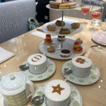 CAFE DIOR by LADUREE - 