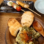 魚串さくらさく - エビとアボカドのタルタル、かじきとトマト（バジル）、帆立醤油