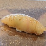 鮨 難波 - ヒラメの胡麻醤油漬け