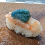 鮨 難波 - 甘海老卵乗せ