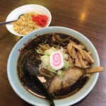 ラーメンさんぱち - 料理写真: