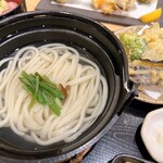 水沢うどん 水香苑 - うどんは釜揚げ