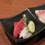 酒肴場 屯 - 大間のマグロと真鯛