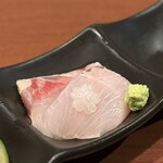 酒肴場 屯 - 鰤、平政、カイワリ