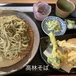 高林坊 - 翡翠のようにも感じる緑がかったお蕎麦。風味、喉ごしgood