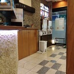 富士そば - いつも清潔な店内。