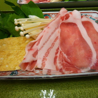 長栄館