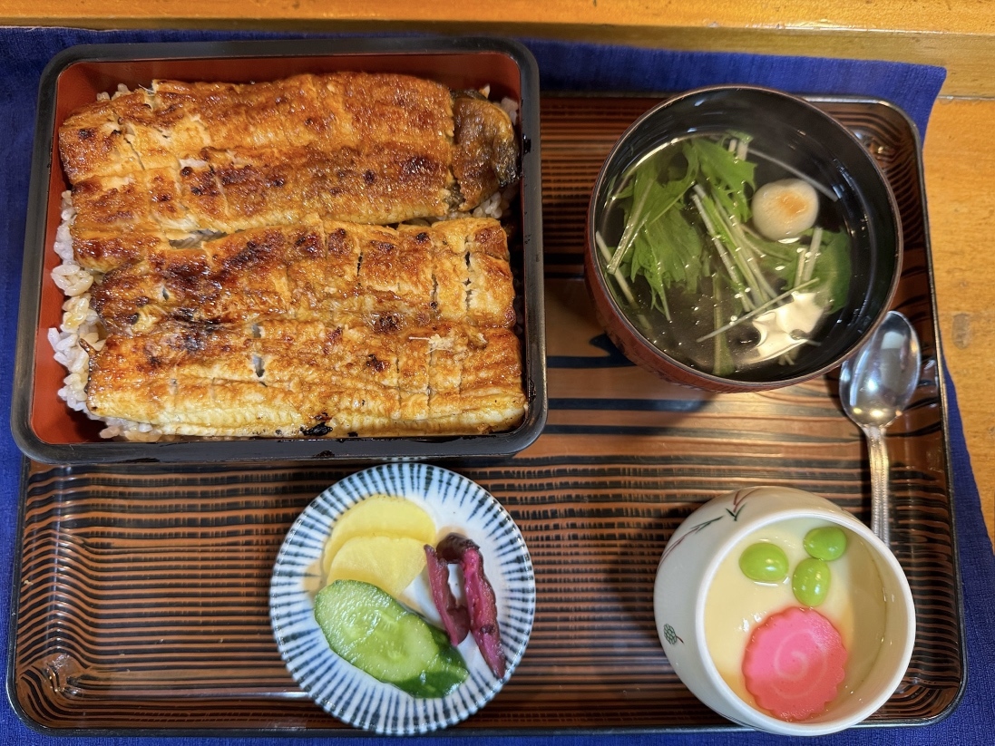 写真 : 活鰻 - 新さっぽろ/うなぎ | 食べログ