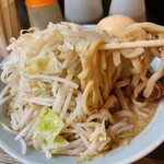 ラーメン マシンガン - 豚骨黒マー油（期間限定）