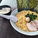 横浜家系ラーメン 魂心家 - 