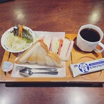 シャイン - 料理写真:サンドイッチモーニングセット 550円