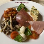 ラ・ベットラ・ダ・オチアイ - アンティパストミスト(前菜盛合せ)