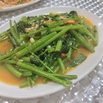 バーン・タム - 空芯菜の炒め物
