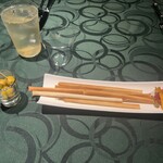 Le seul - グリッシーニとドライフルーツ