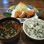 岡本 - 手ごねかつ定食（シソご飯大盛）