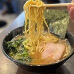 ラーメン 杉田家 - ラーメン　並