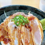 那珂湊　海鮮丸 - まぐろステーキ丼　アップ