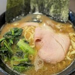 ラーメン 杉田家 - ラーメン　並