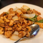 中華料理 祥龍房 - ママのオススメでカシューナッツと鶏肉炒め(食べ飲み放題/4名分)