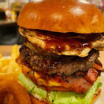 REDS’ BURGER STORE - 