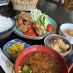 朝野 - 