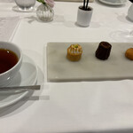 レストラン ラ・フロレゾン・ドゥ・タケウチ - 